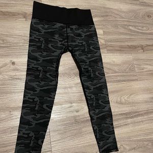 Soul by SoulCycle Seamless Camo Leggings